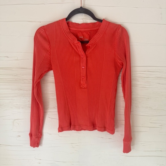 Aerie | Size S | Road Trip Ribbed Henley Long Sleeve - Picture 4 of 10